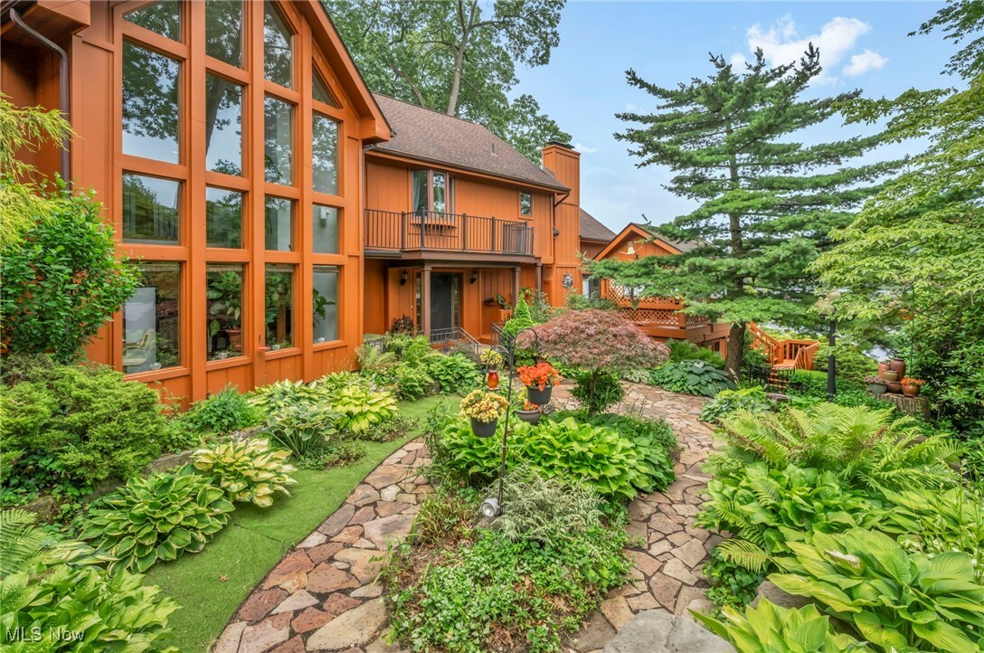 Property Photo:  4618 Rex Lake Drive  OH 44319 