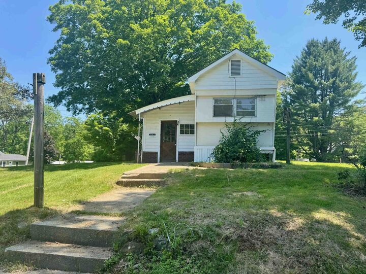 Property Photo:  142 Back Ashuelot Road  NH 03470 