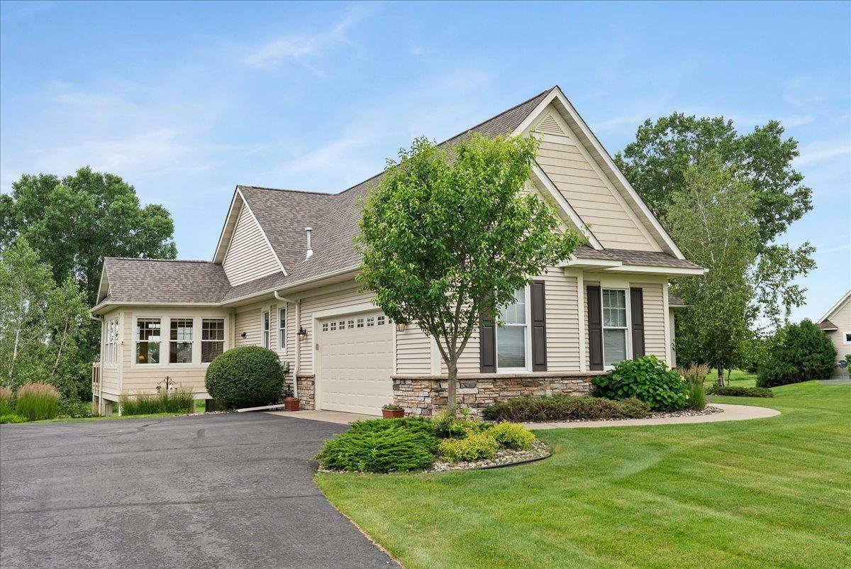 Property Photo:  238 Muirfield Trail  WI 54016 