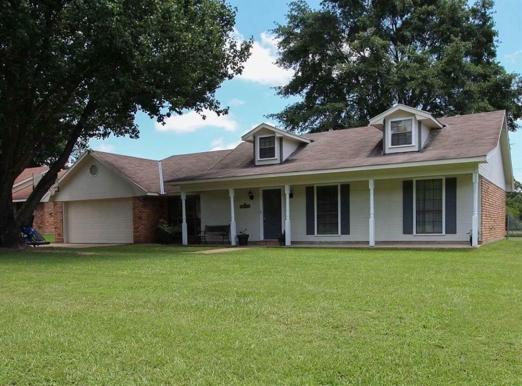Property Photo:  10135 Freedoms Way  LA 71047 