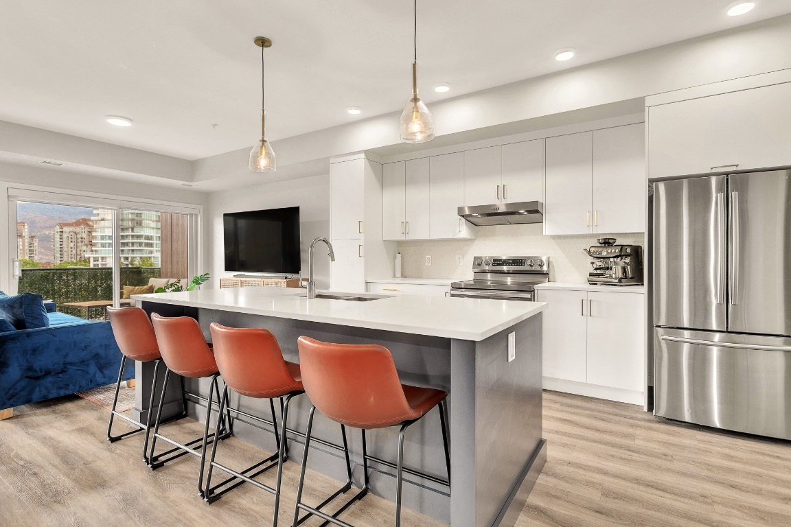 Property Photo: 1215 St Paul Street 508 BC V1Y 2C7