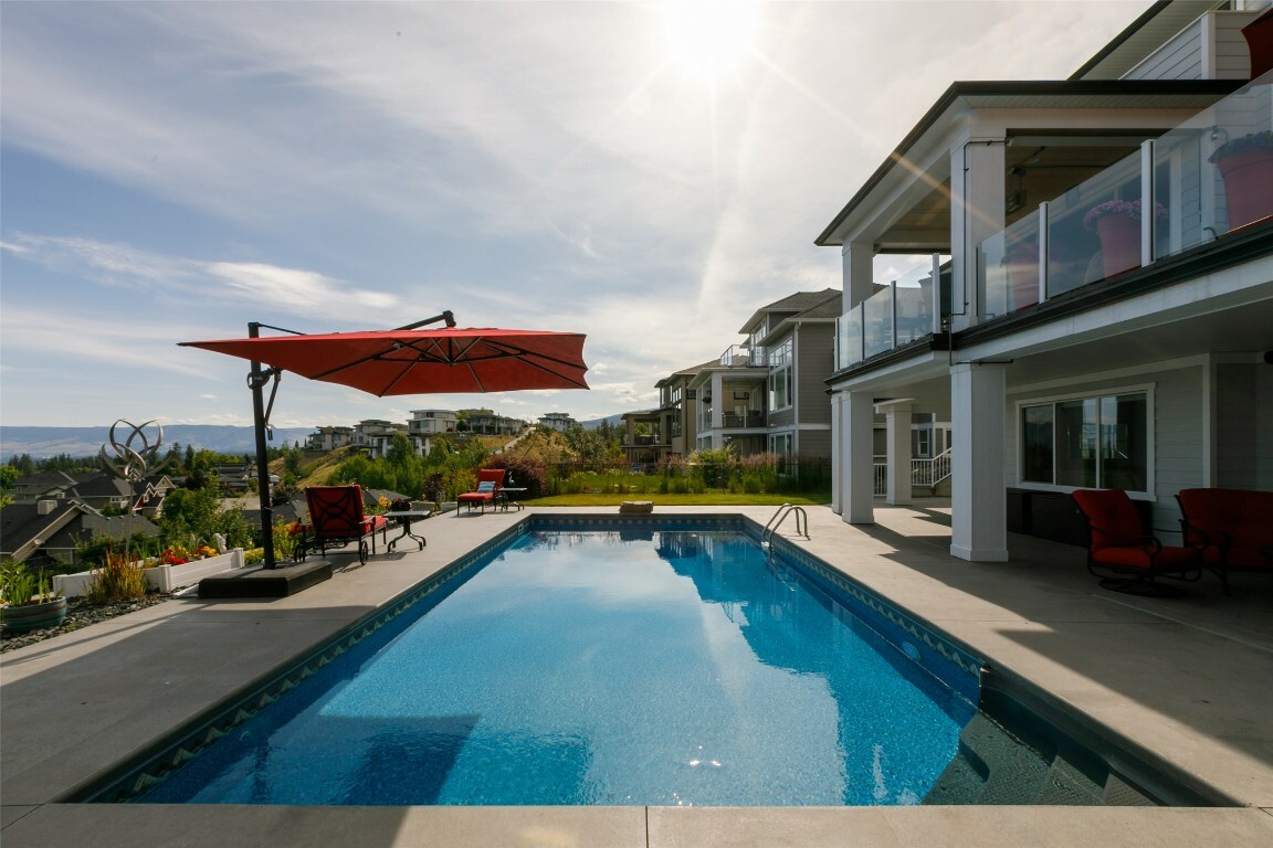 450 Lakepointe Drive  Kelowna BC V1W 5K2 photo