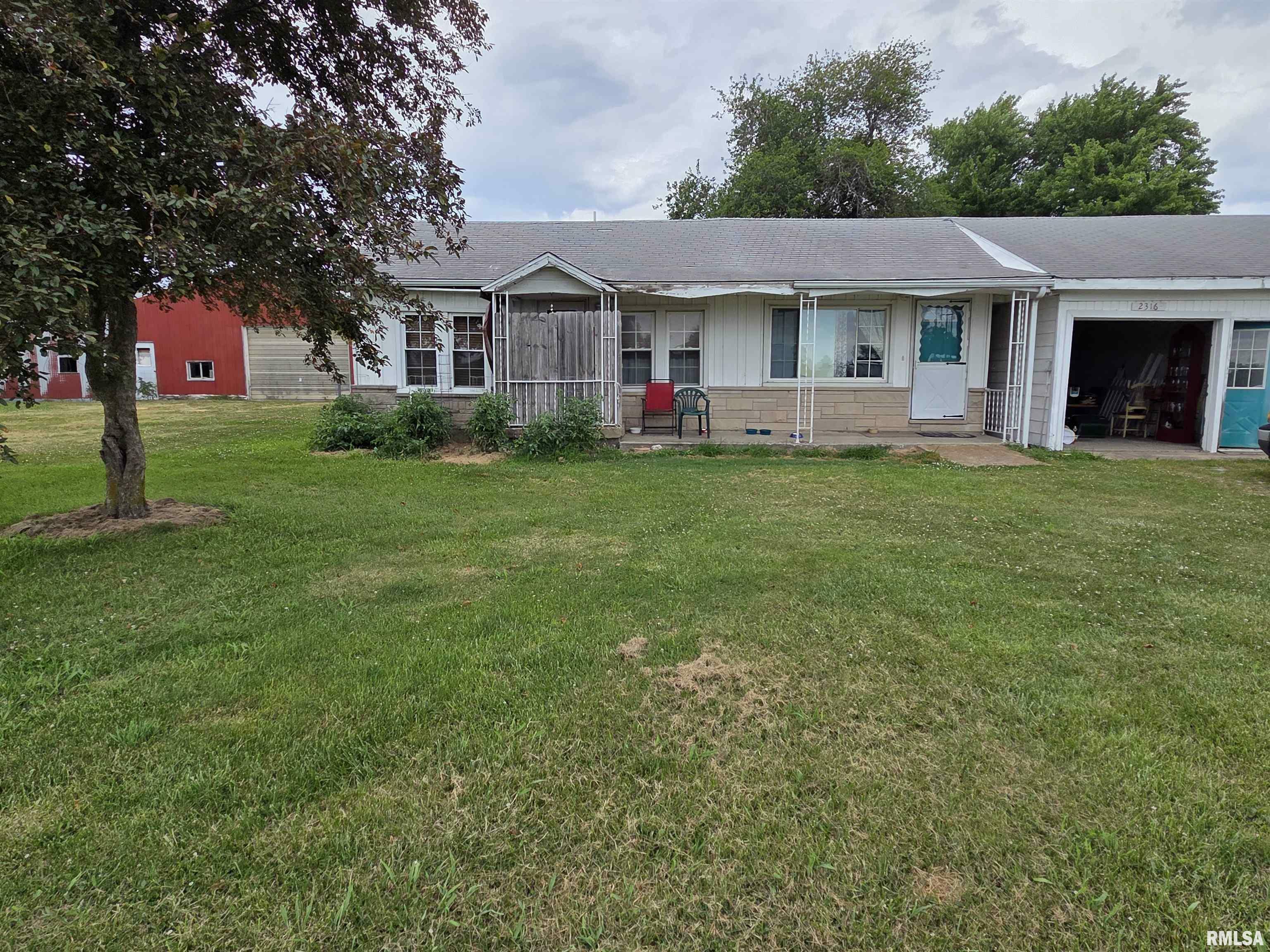 Property Photo: 2316 W Main Street IL 62881