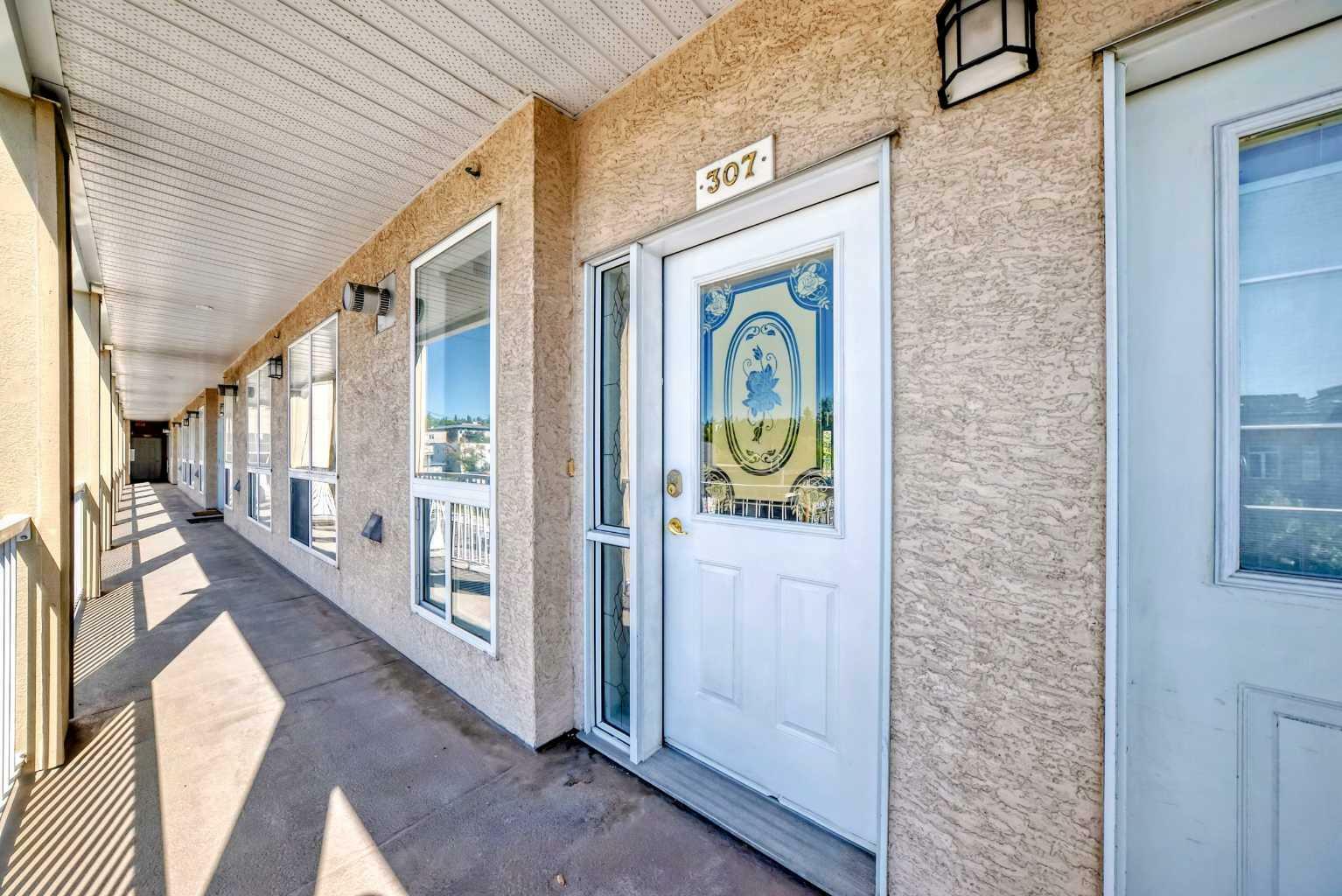 Photo de la propriété: 1540 17 Avenue SW 307 AB T2T 0C8