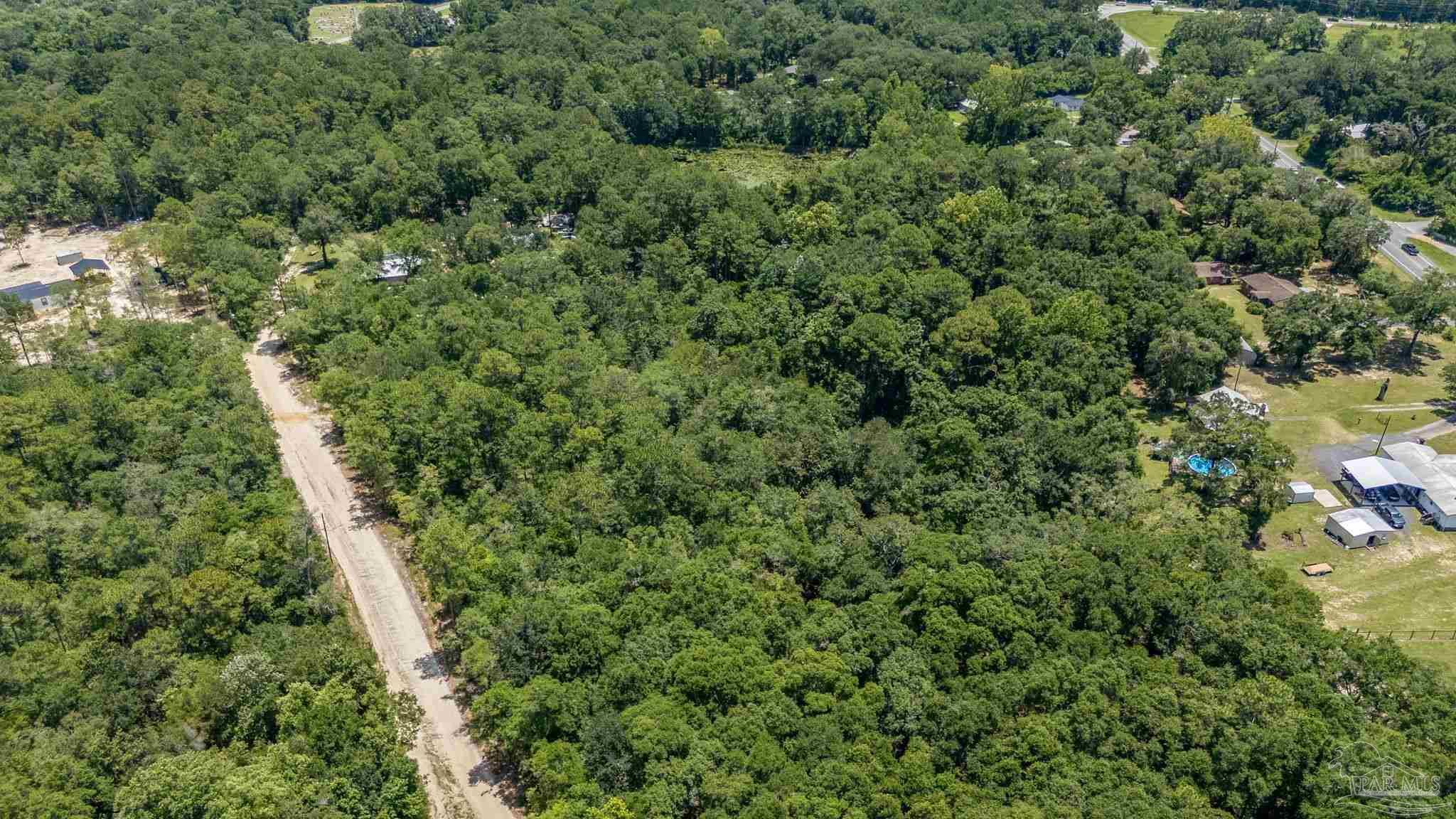 Property Photo: 000 Hg Ln FL 32531