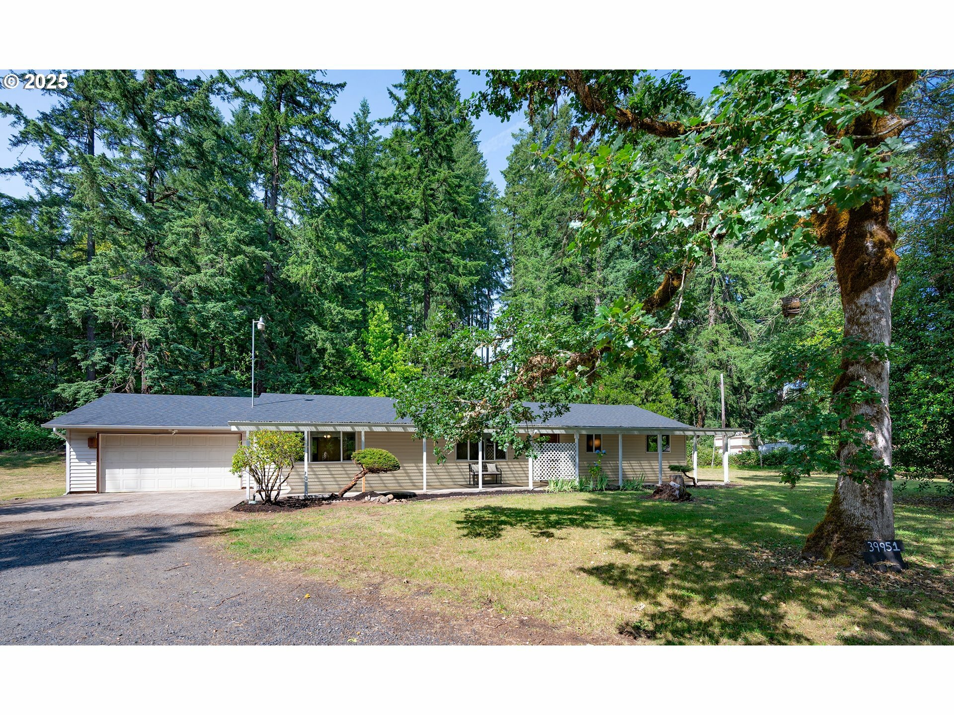 Property Photo: 39951 Little Fall Creek Rd OR 97438