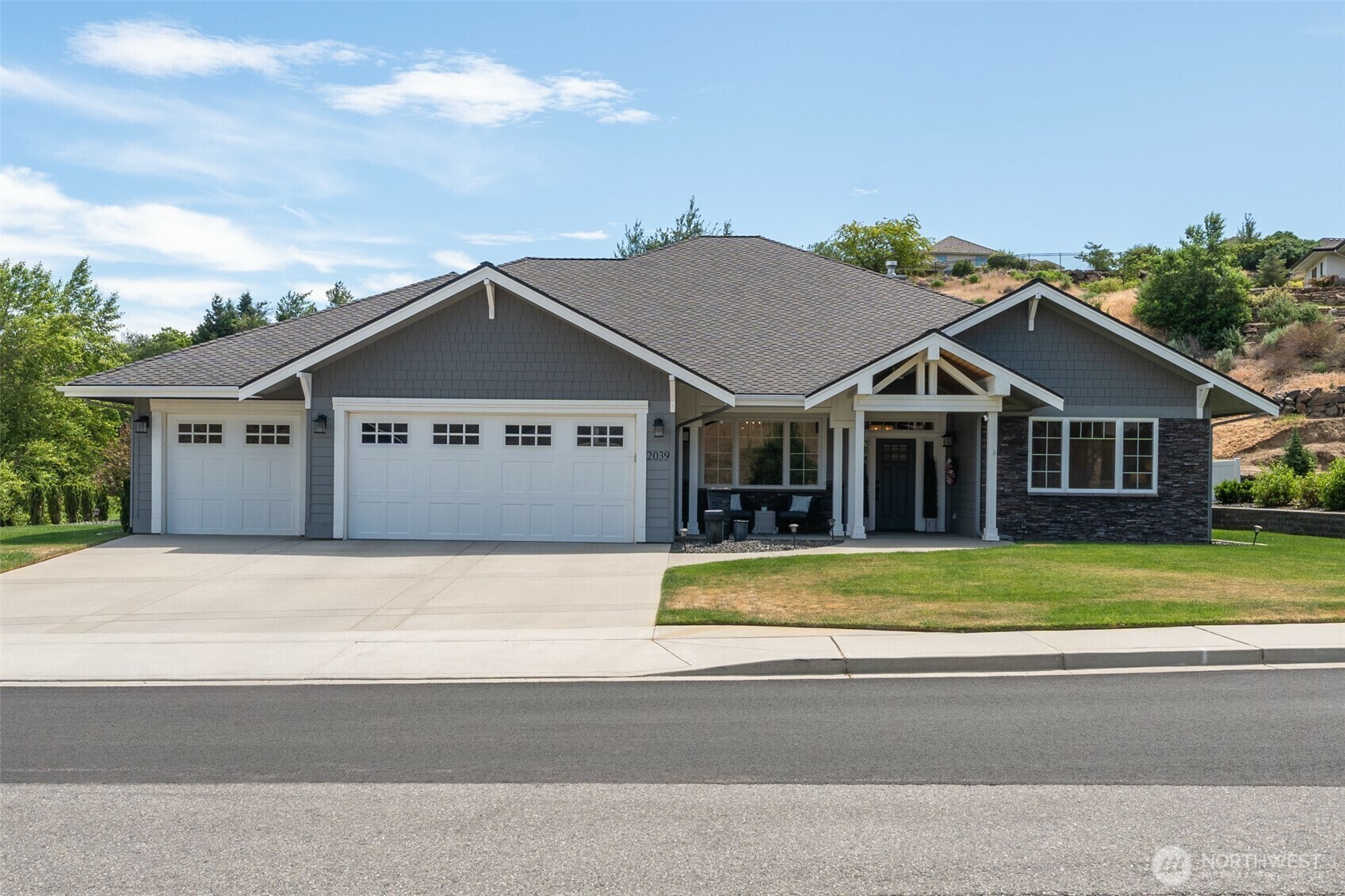 Property Photo: 2039 Maiden Lane WA 98801
