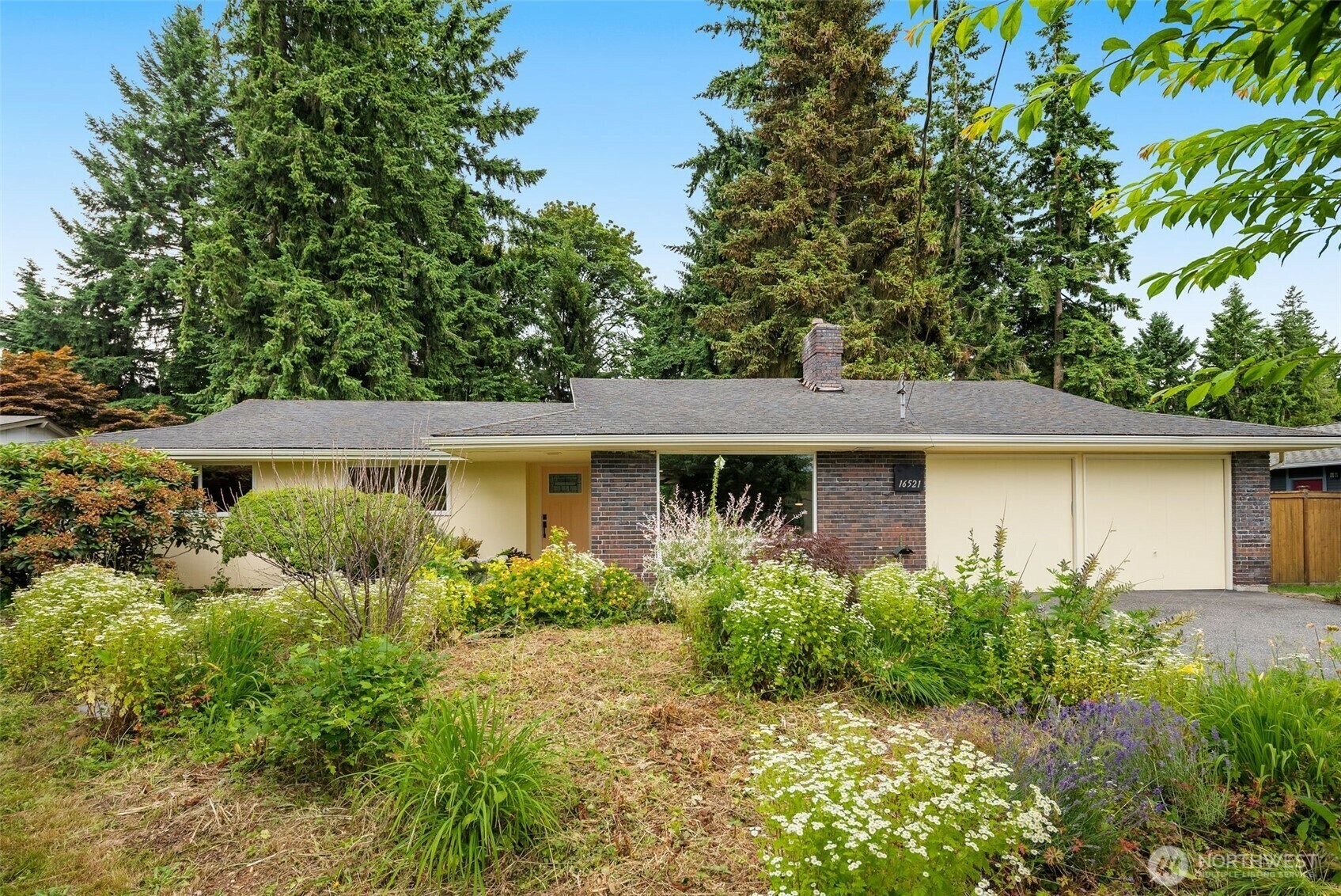 16521 SE 45th Street  Bellevue WA 98006 photo