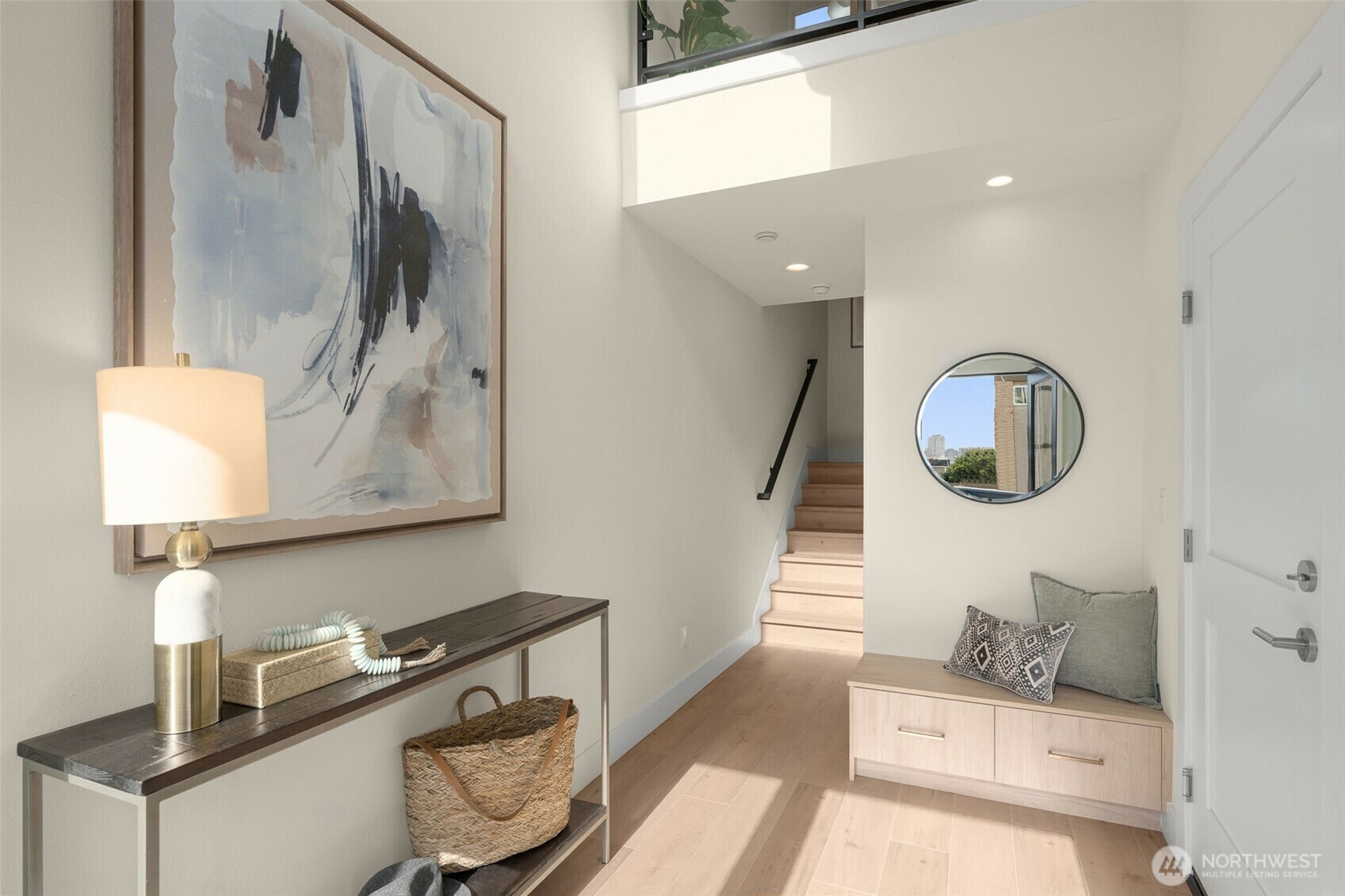Property Photo: 562 Lee Street WA 98109