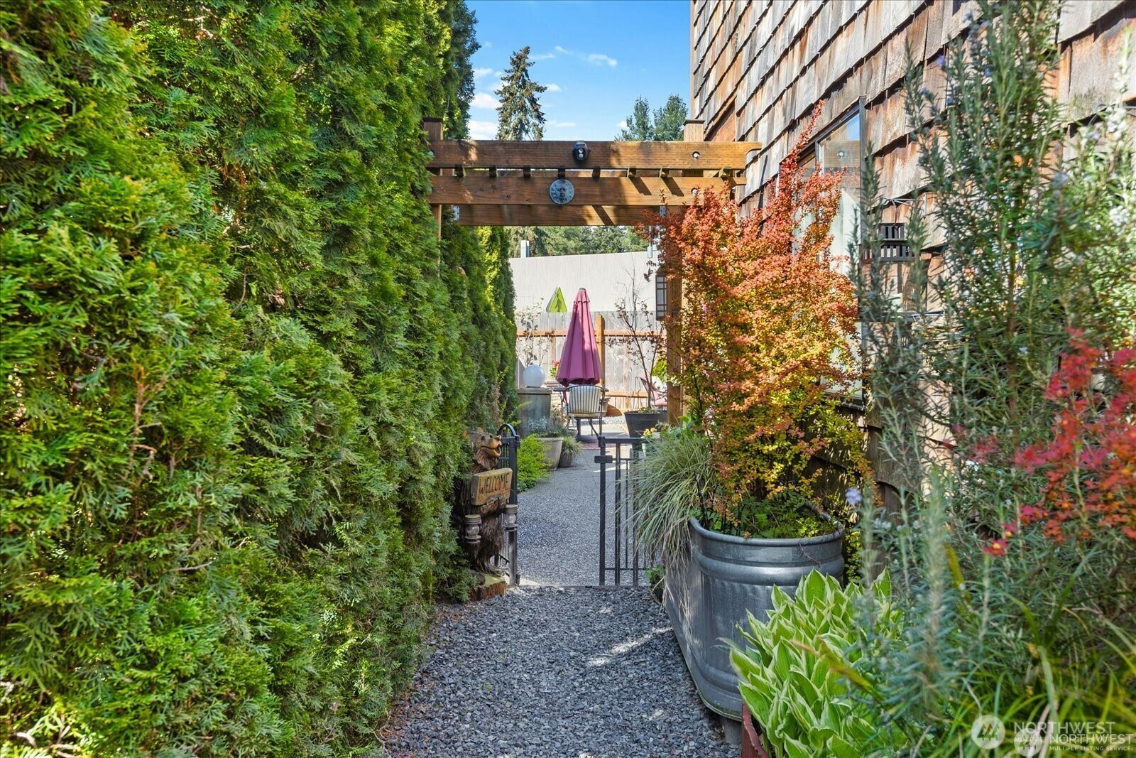 Property Photo: 18210 5th Avenue NE WA 98155