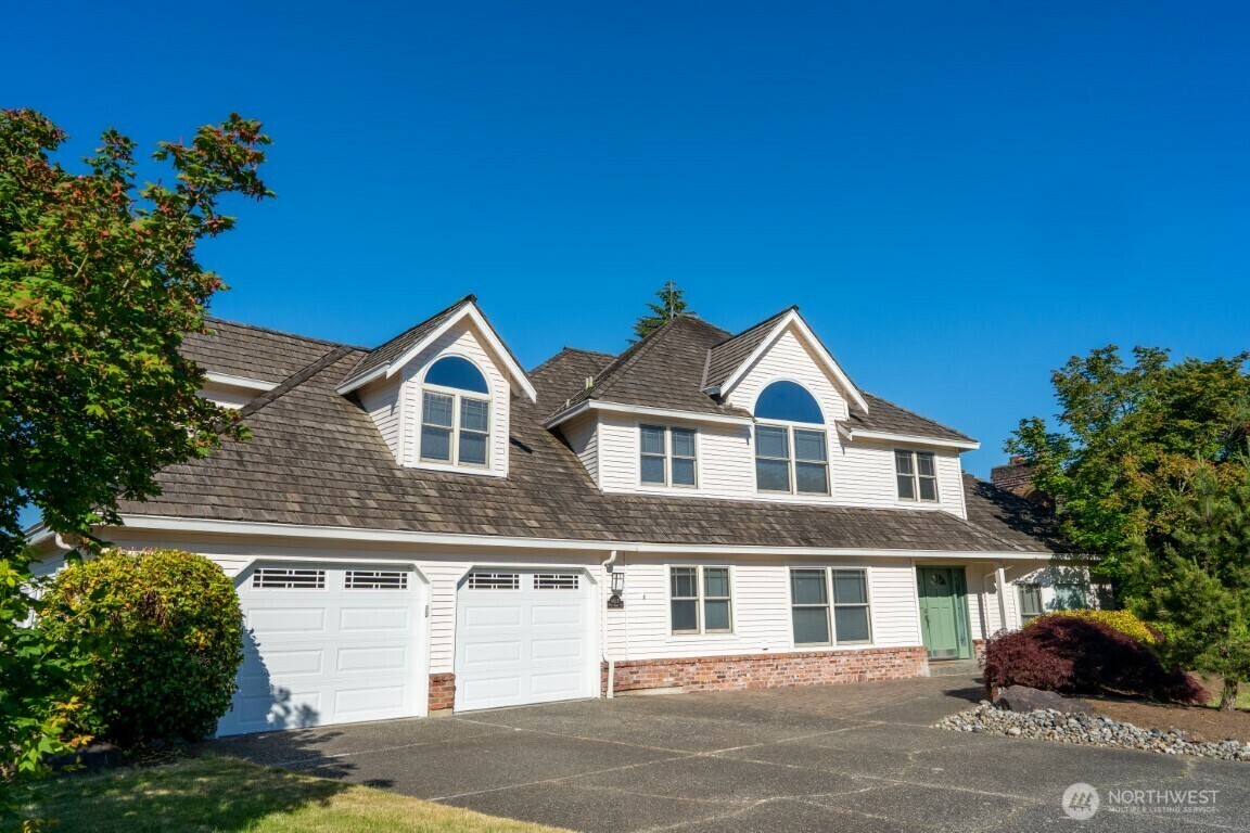 Property Photo: 4628 175th Avenue SE WA 98006