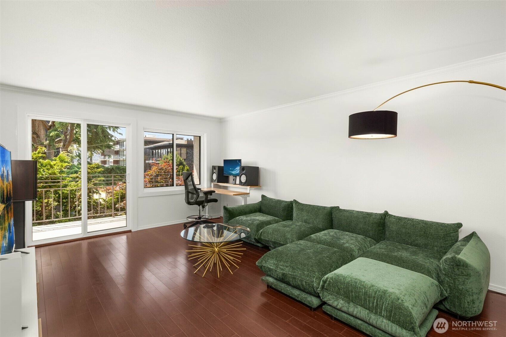 Property Photo: 750 Crockett Street 403 WA 98109