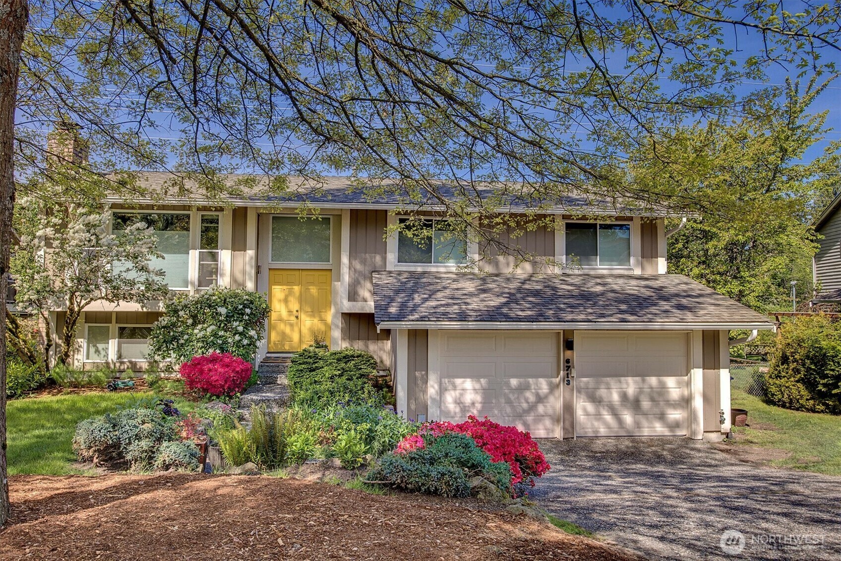 6713  128th Avenue SE  Bellevue WA 98006 photo