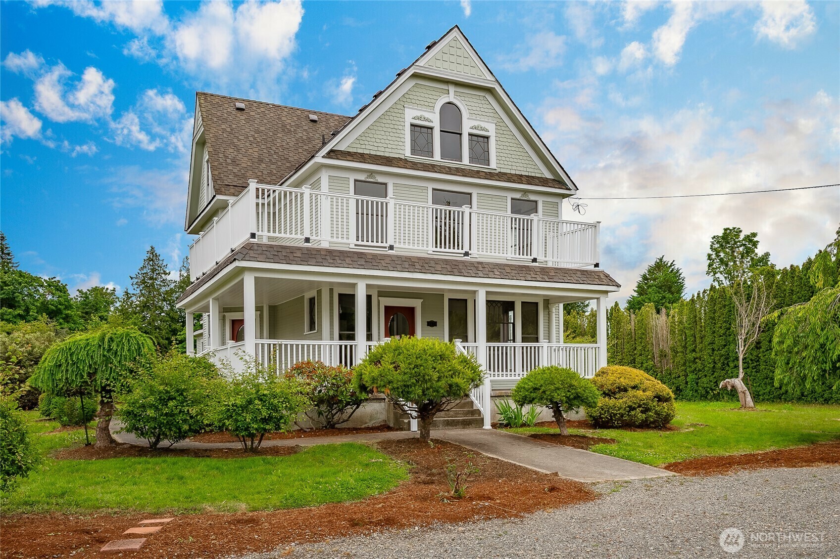 Property Photo:  1371 W Axton Road  WA 98248 