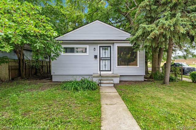 Property Photo: 1587 Reo Avenue MI 48146