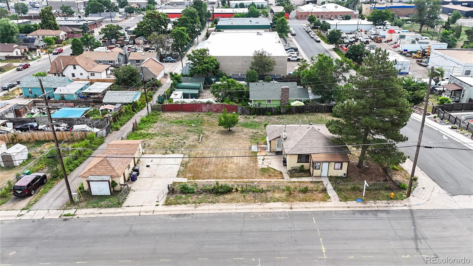 Property Photo: 598 S Navajo Street CO 80223