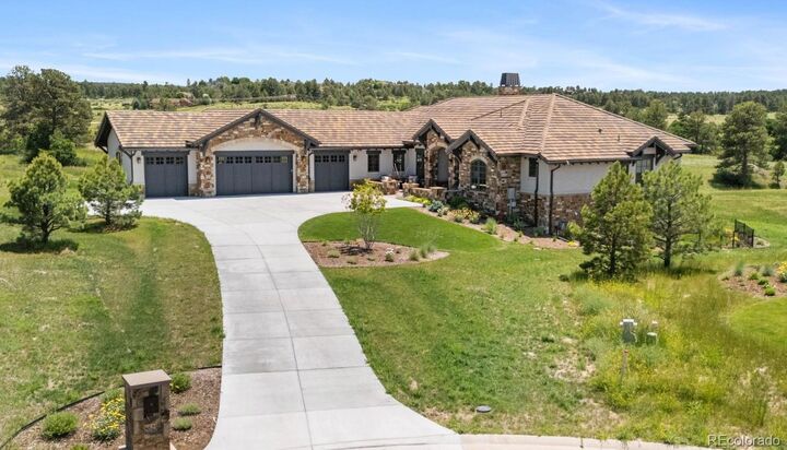 Property Photo:  8625 Eagle Moon Way  CO 80134 
