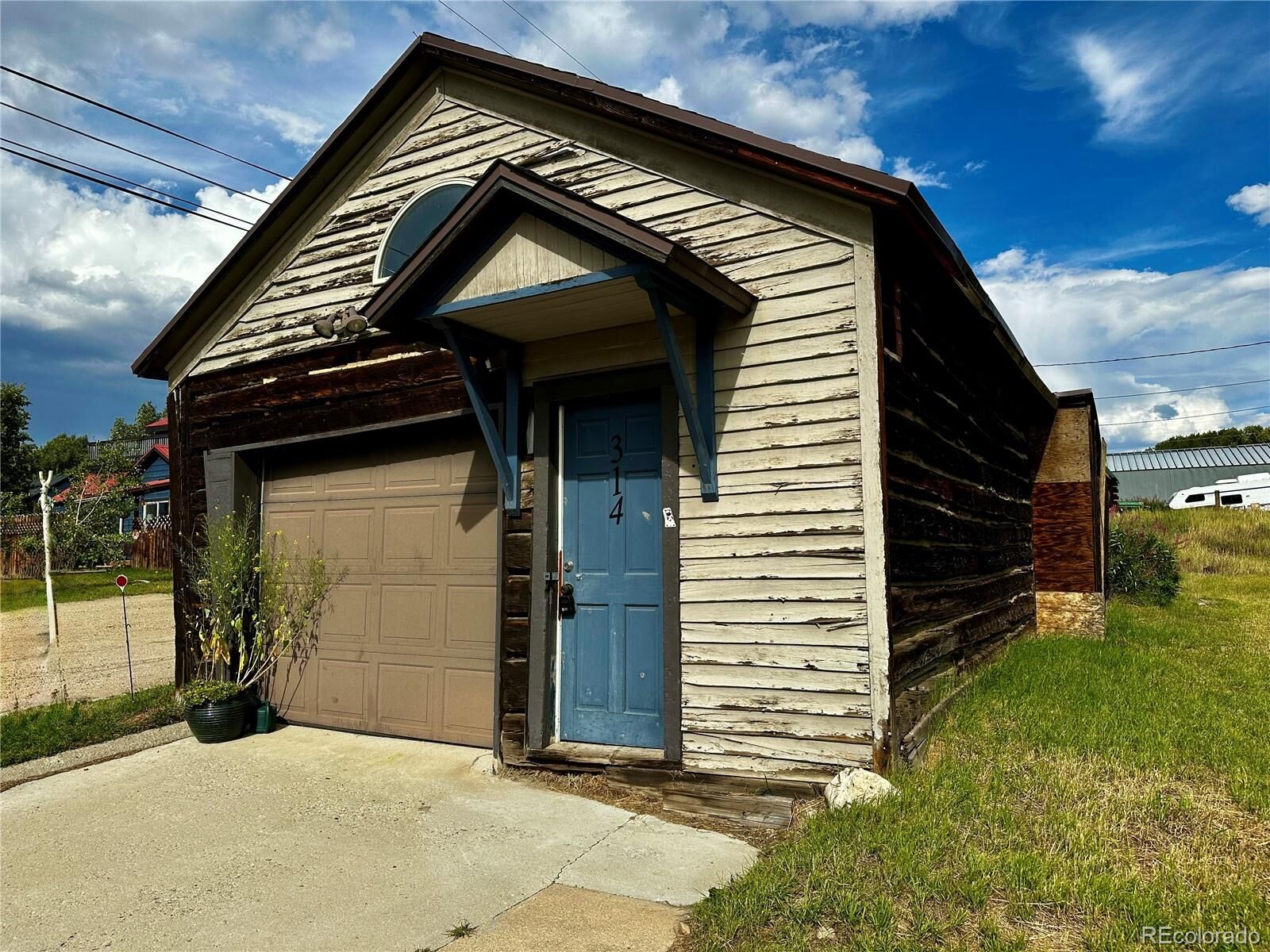 Property Photo: 314 Poplar Street CO 80461