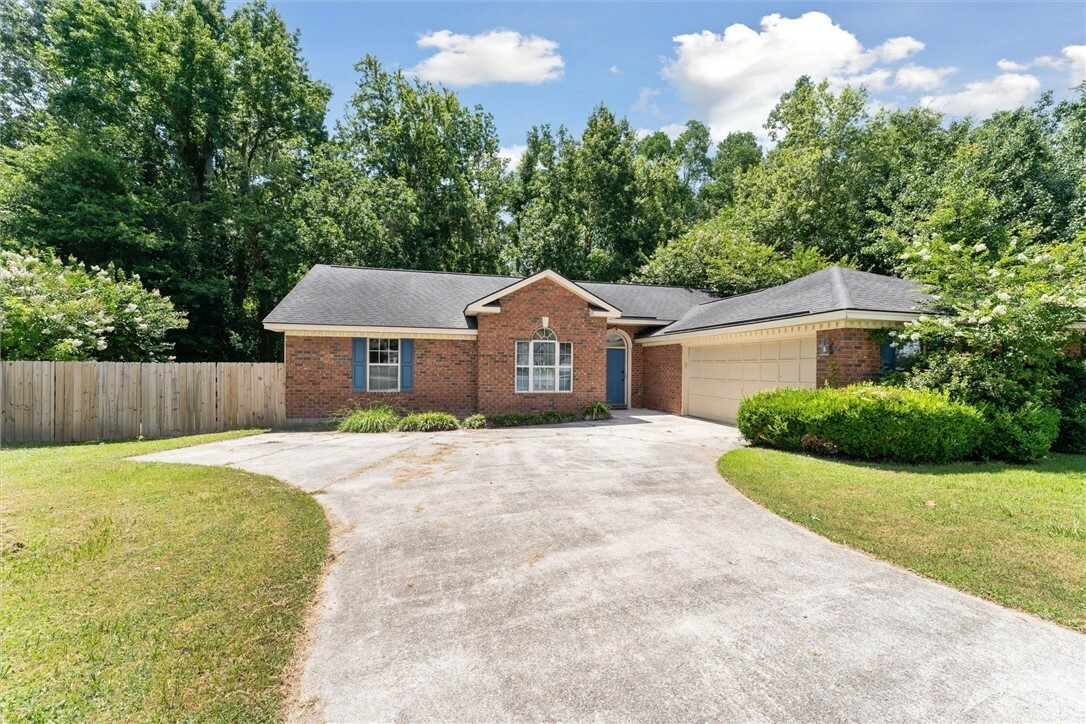 Property Photo: 6 Emmet Court GA 31419