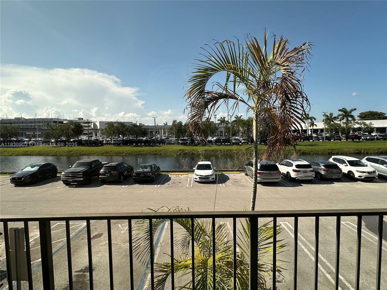 Property Photo:  6707 N Kendall Dr 113  FL 33156 