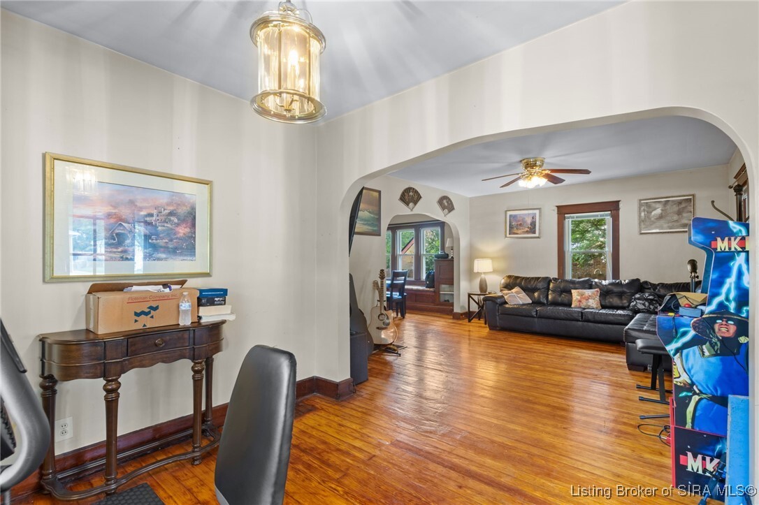 Property Photo: 715 W 5th Street IN 47274