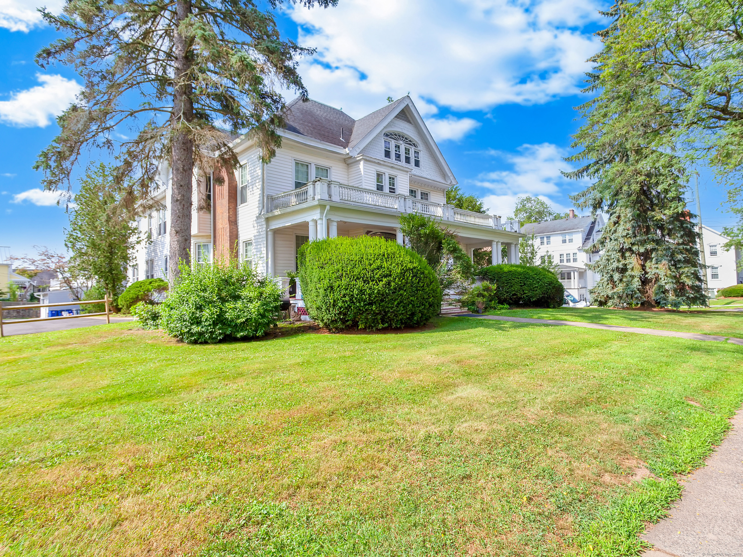 Property Photo:  75 South Main Street Apt A  CT 06405 