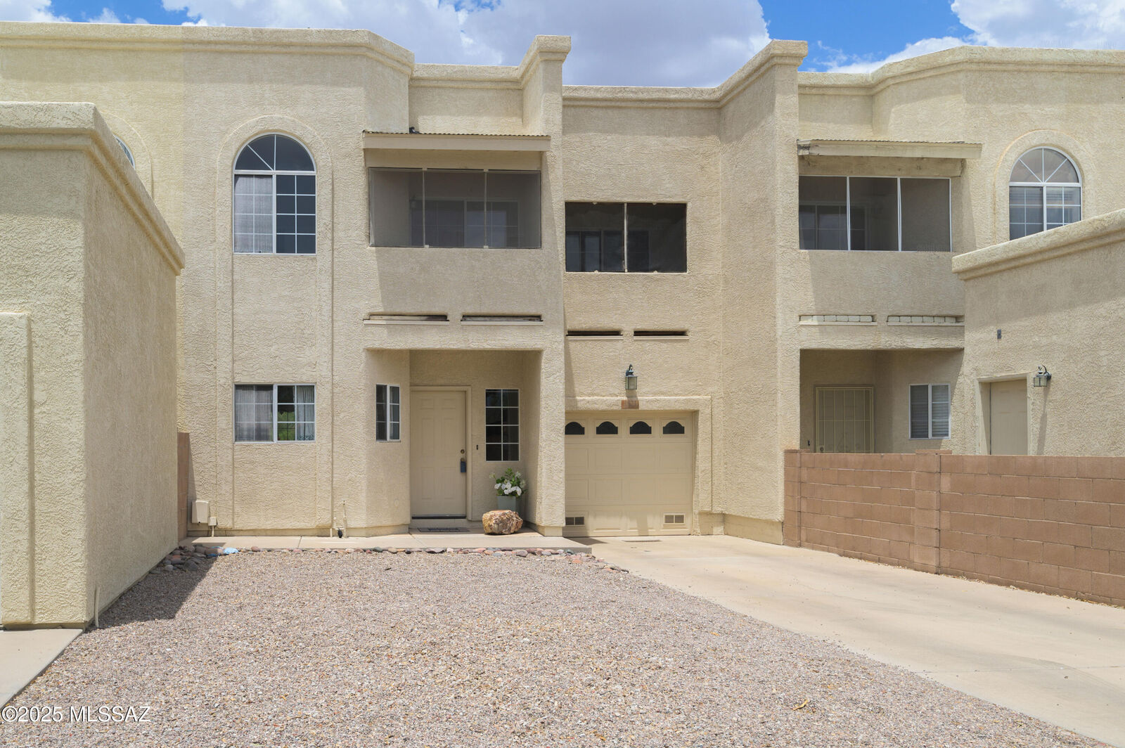Property Photo: 2821 E Vespers Place AZ 85716
