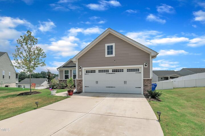 Property Photo: 48 Highview Court NC 27526