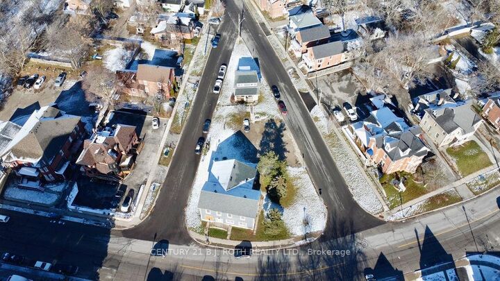 194 Dunlop Street E  Barrie ON L4M 1B4 photo