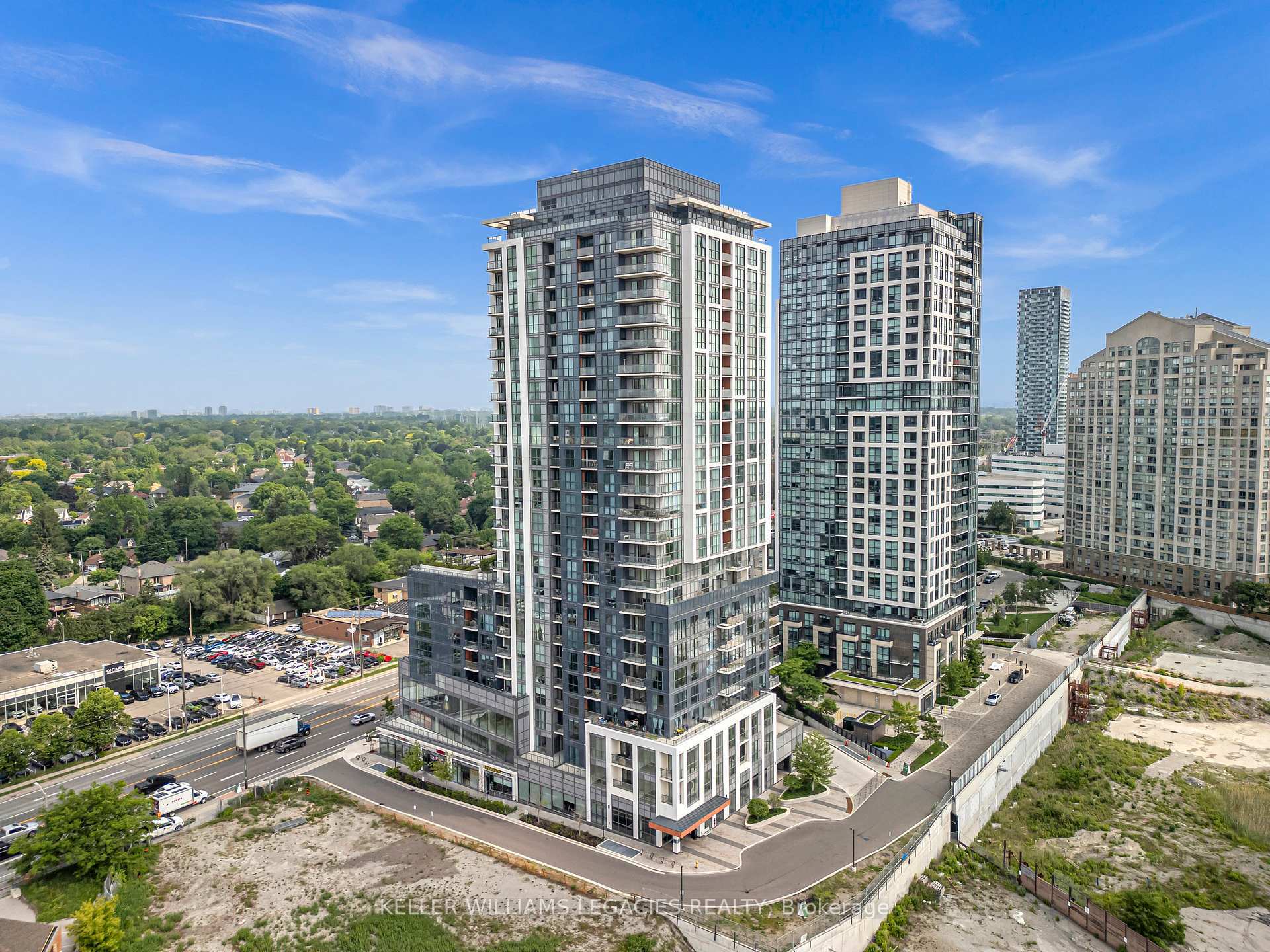 Property Photo: 50 Thomas Riley Road 720 ON M9B 0C5