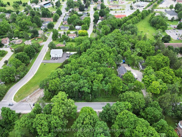 58 Drummond Street W — photo 1