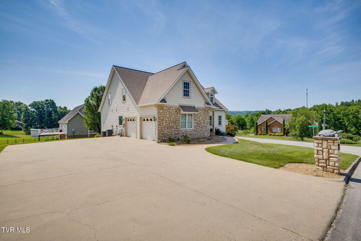 Property Photo: 4001 Rick Slaughter Court TN 37660
