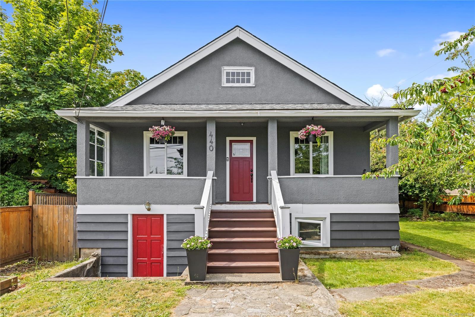 Property Photo: 440 3rd Ave BC V9G 1A7