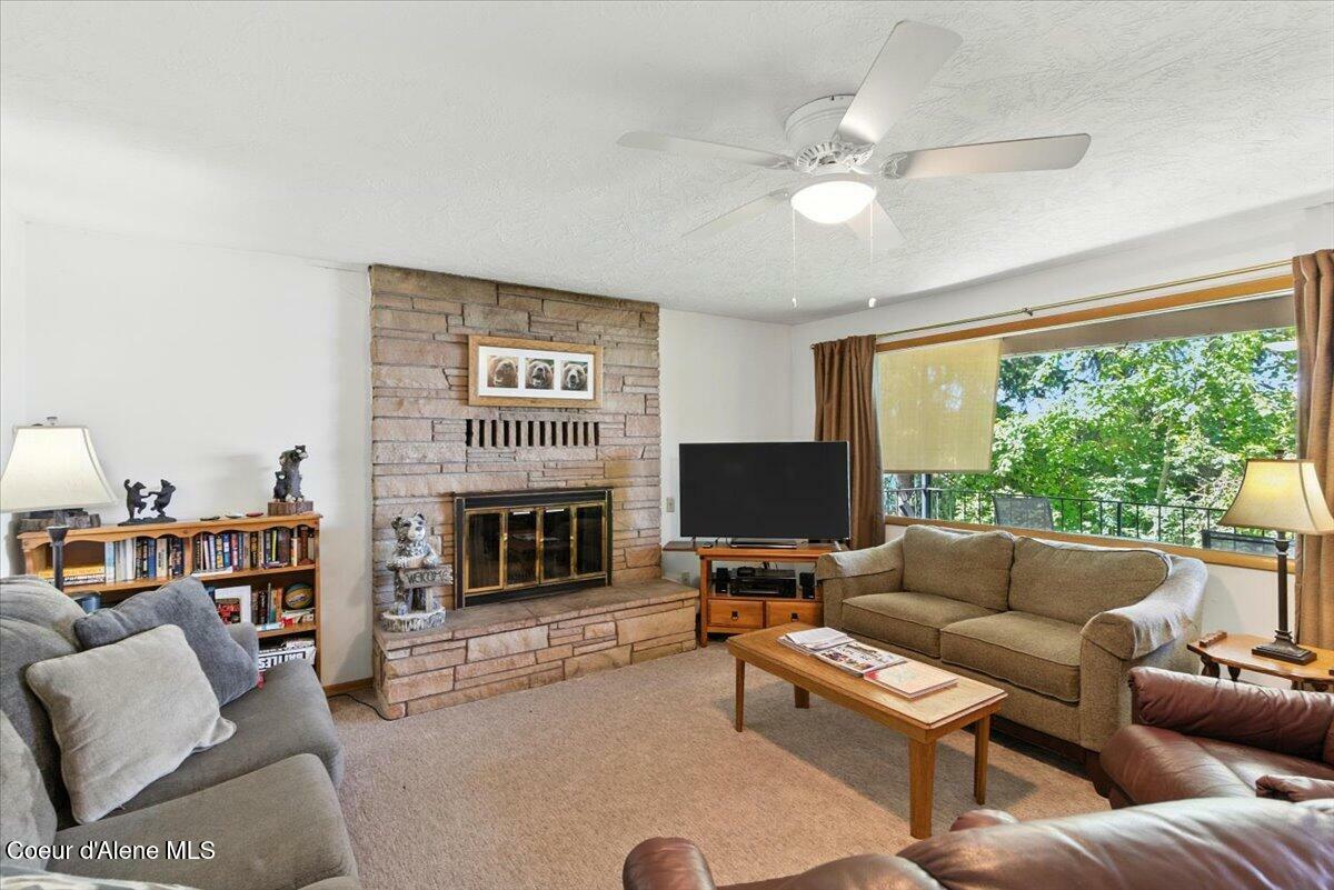 Property Photo:  2525 E Upper Hayden Lake Rd  ID 83835 