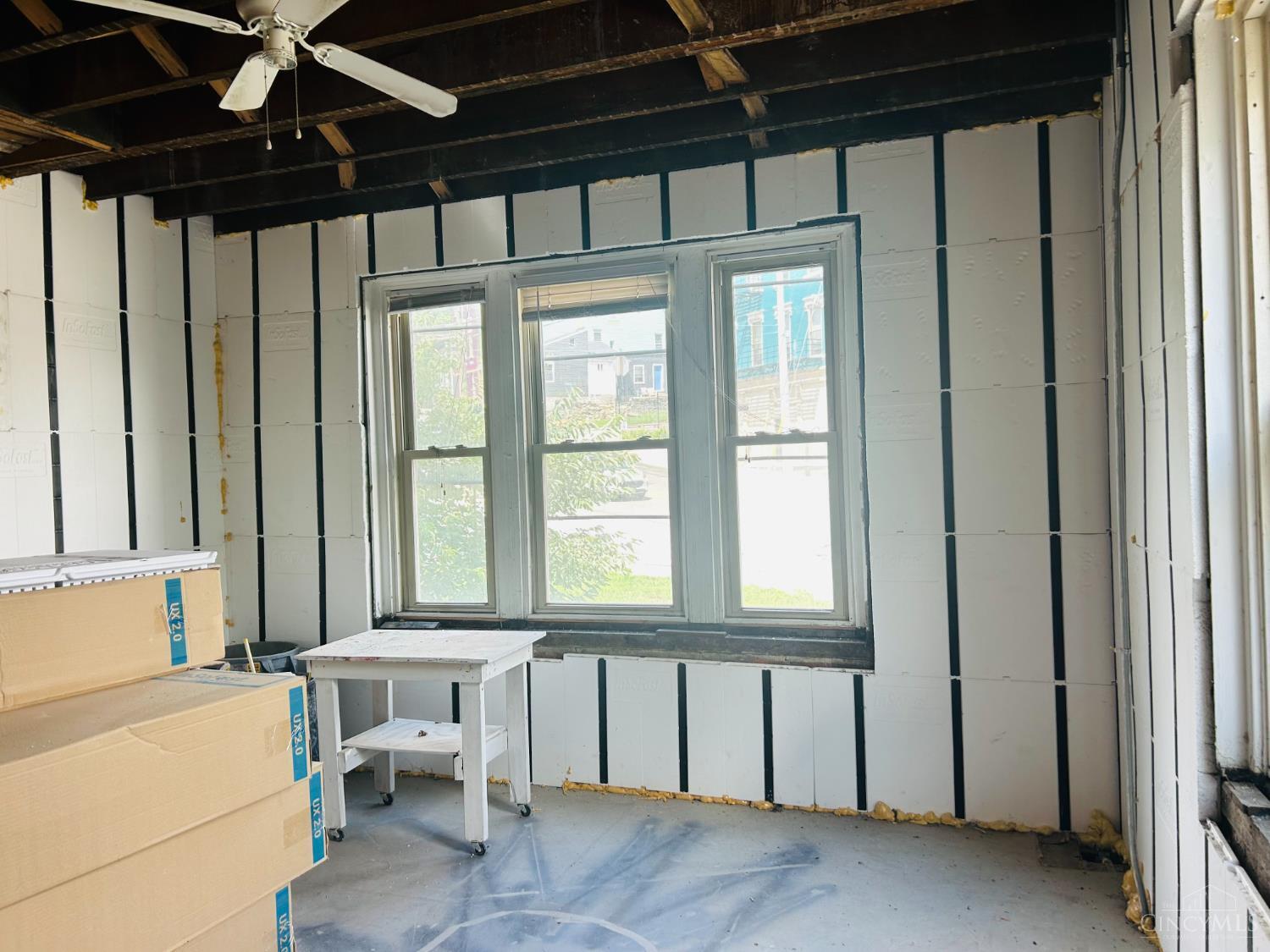 Property Photo: 411 W McMicken Avenue OH 45214