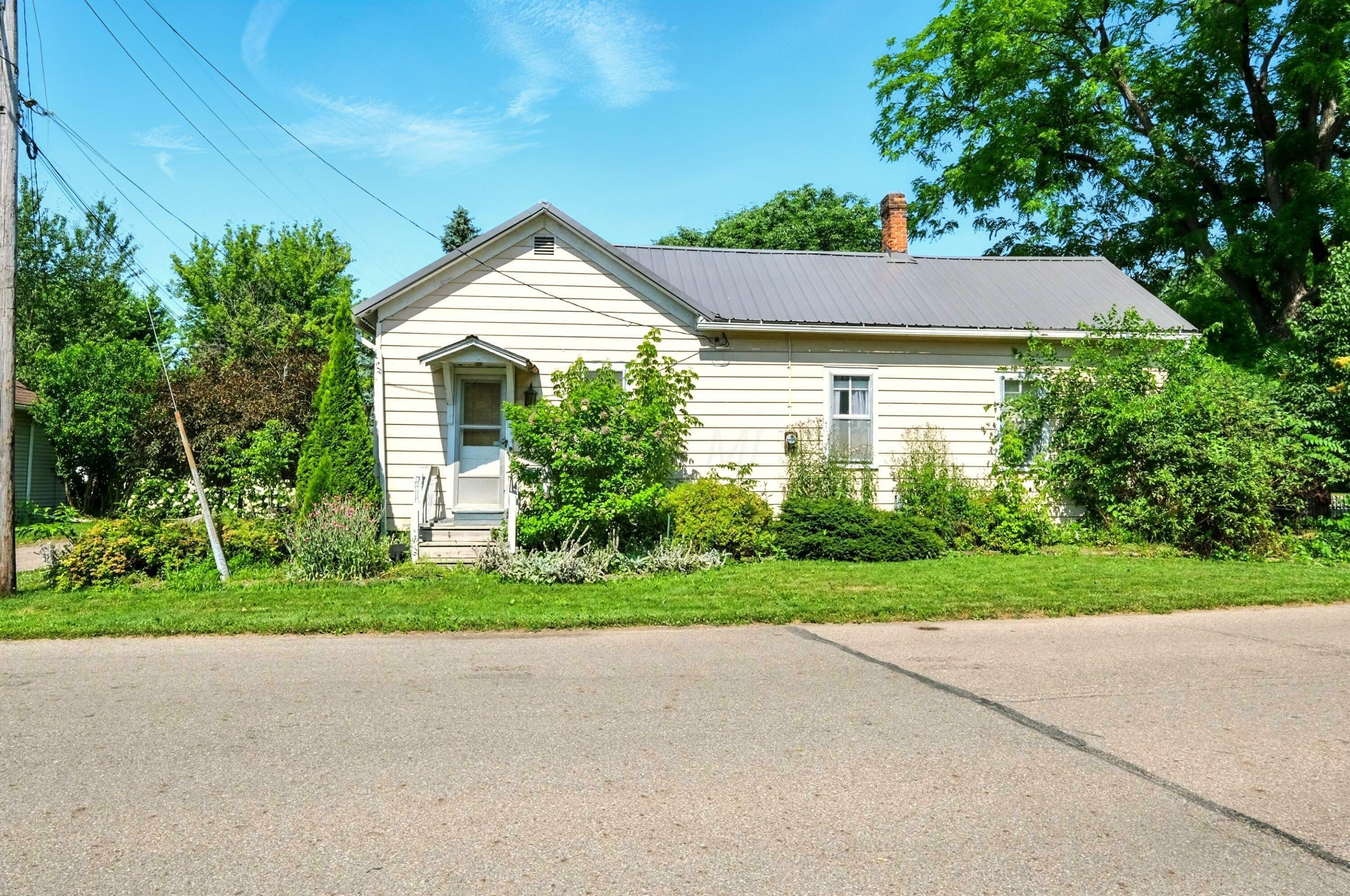 Property Photo:  78 East Street  OH 44813 