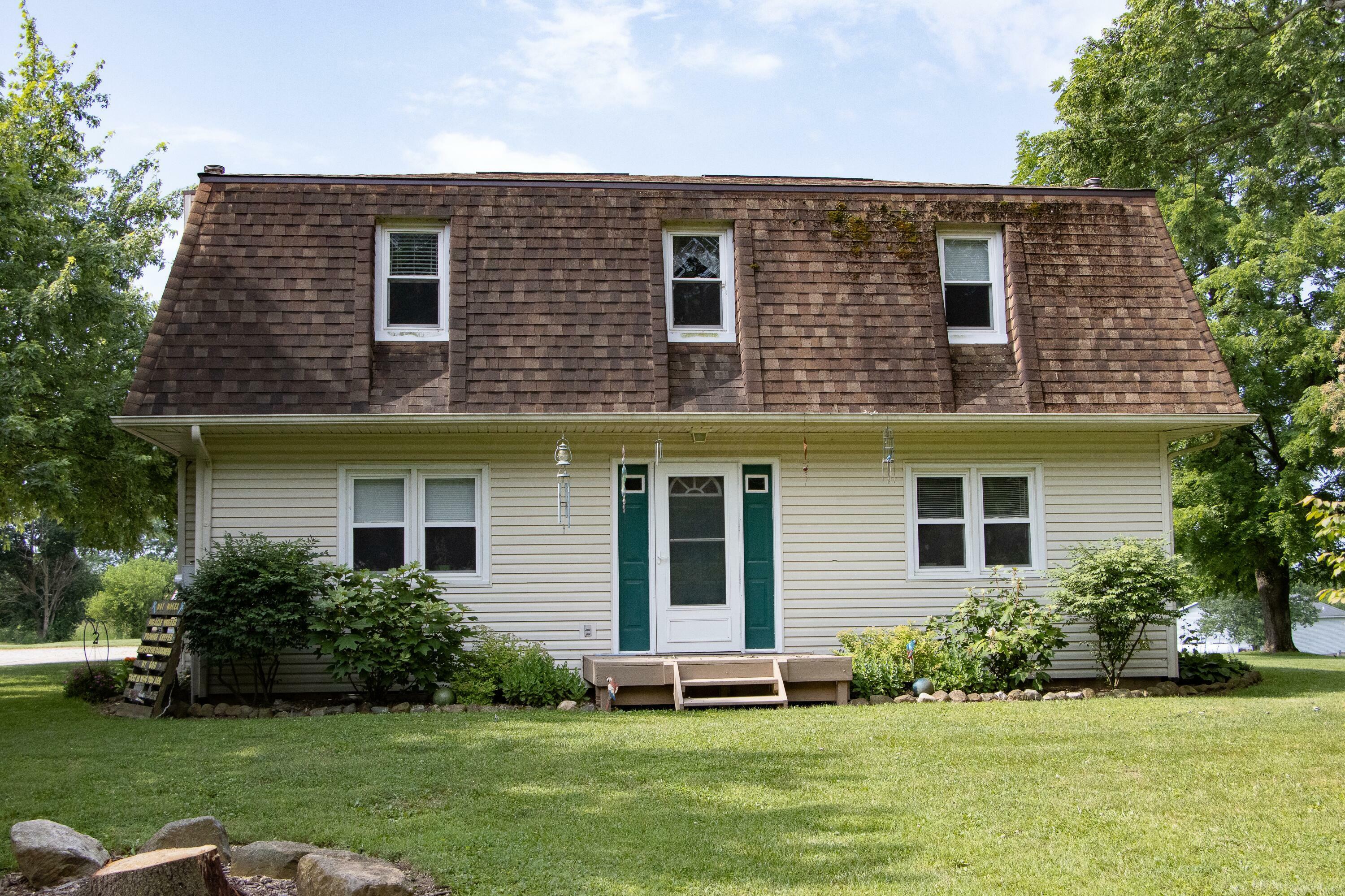 Property Photo:  4494 County Road 15  OH 43334 