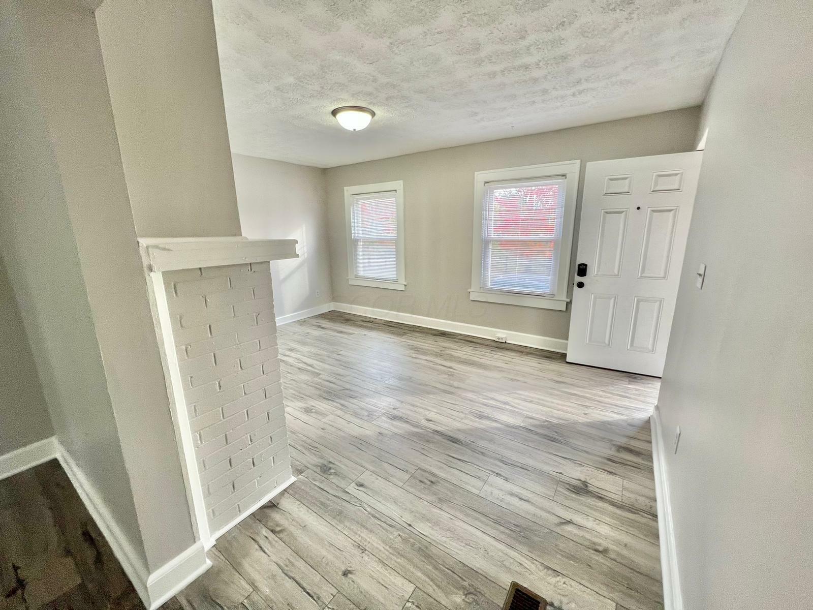 Property Photo: 1116-1122 Cole Street OH 43205