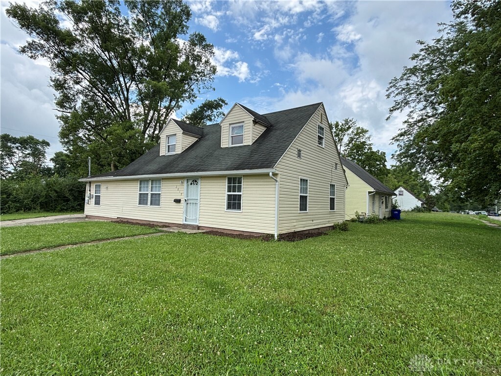 Property Photo:  2019 Fairport Avenue  OH 45406 