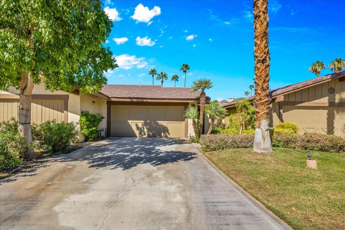 Property Photo: 107 Tanglewood Trail CA 92211