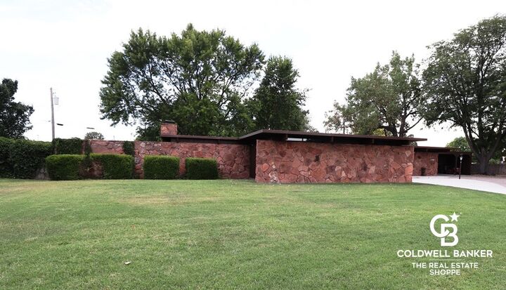 1204 Circle Drive  Garden City KS 67846 photo