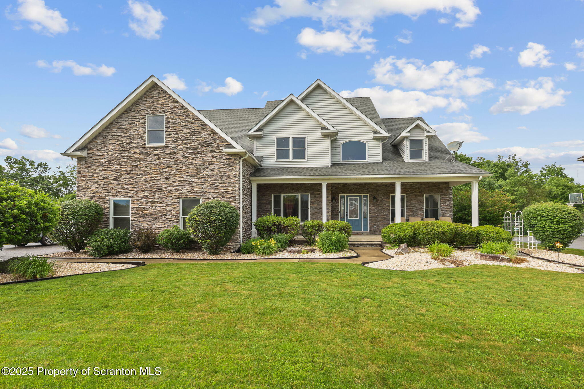 Property Photo:  217 Carpenter Hill Road  PA 18411 