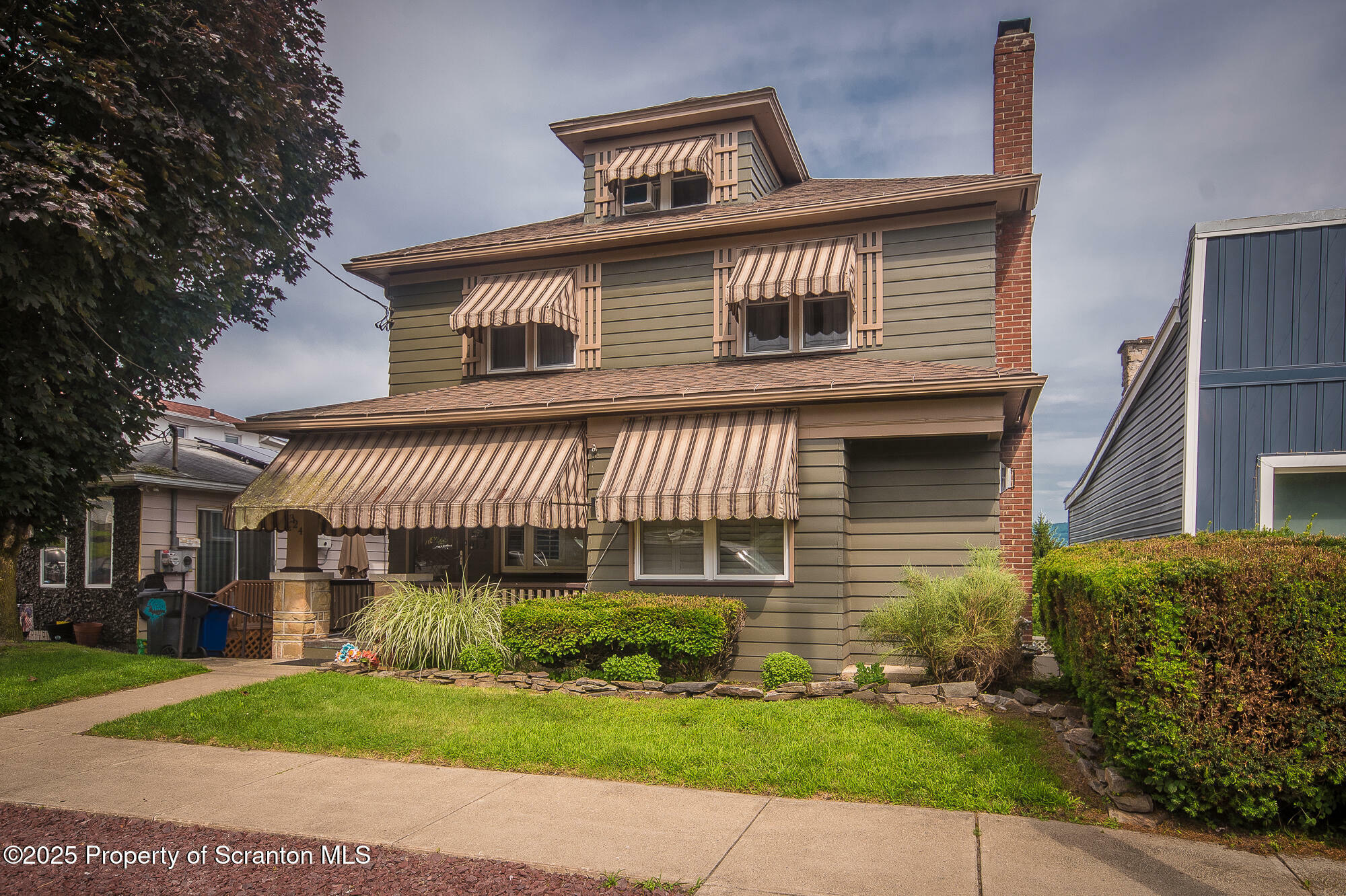 324 Crown Avenue  Scranton PA 18505 photo