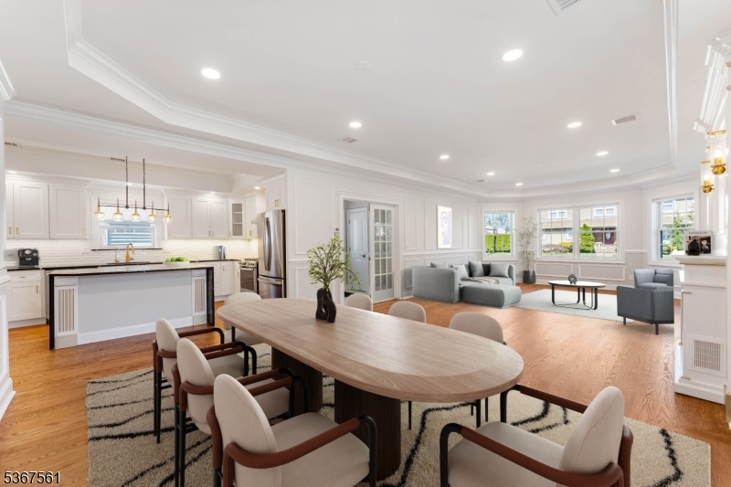 Property Photo:  1537 Franklin St  NJ 07066 
