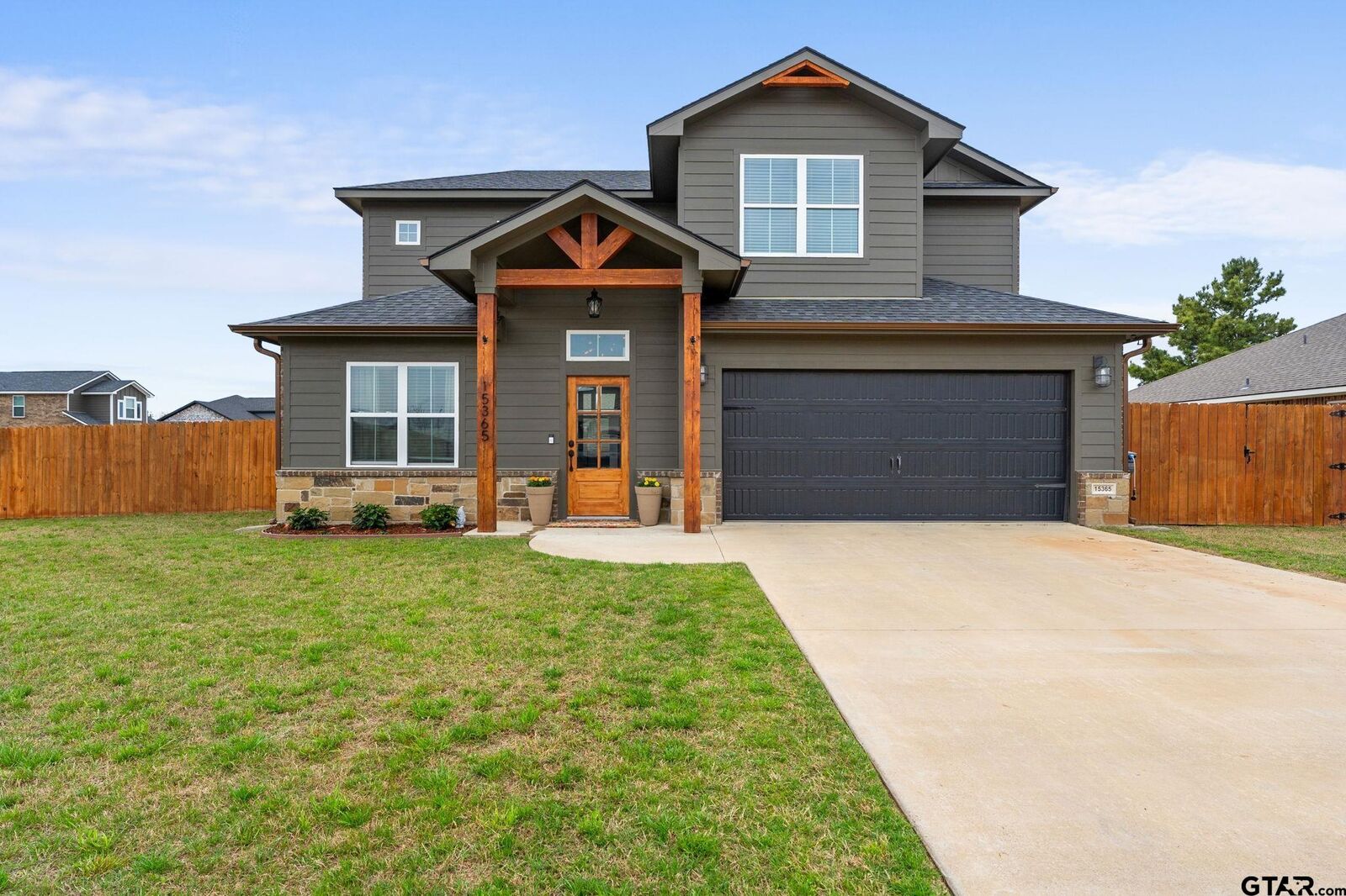 Property Photo: 15365 Spring Oaks Dr TX 75771