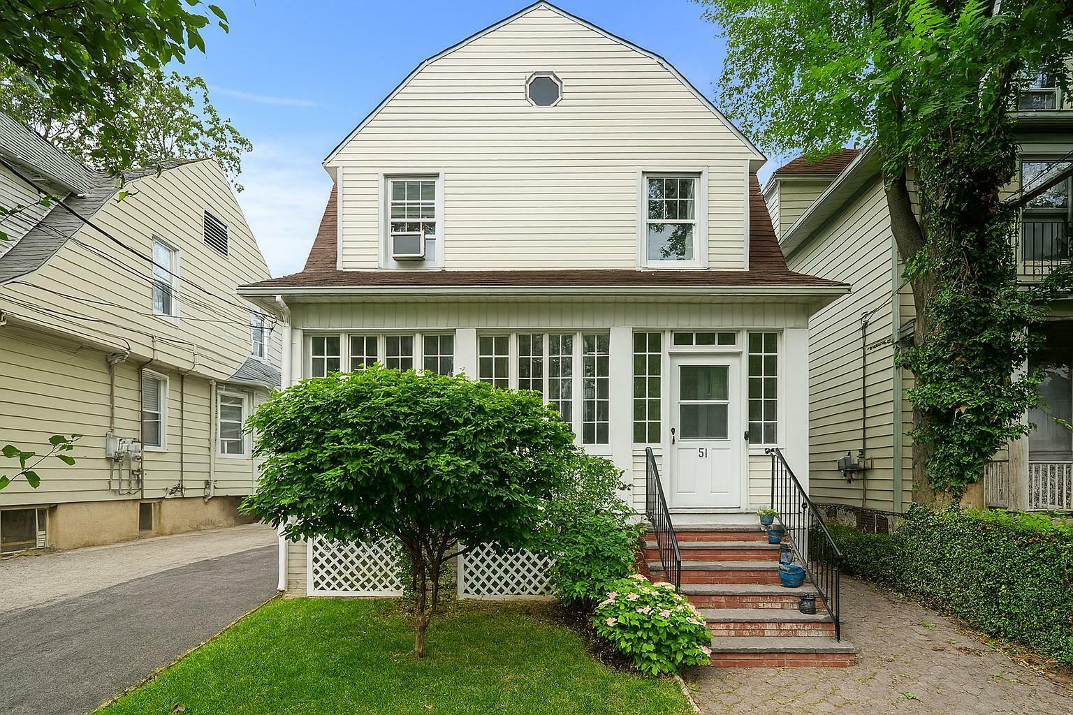 51 Lincoln Street  New Rochelle NY 10801 photo