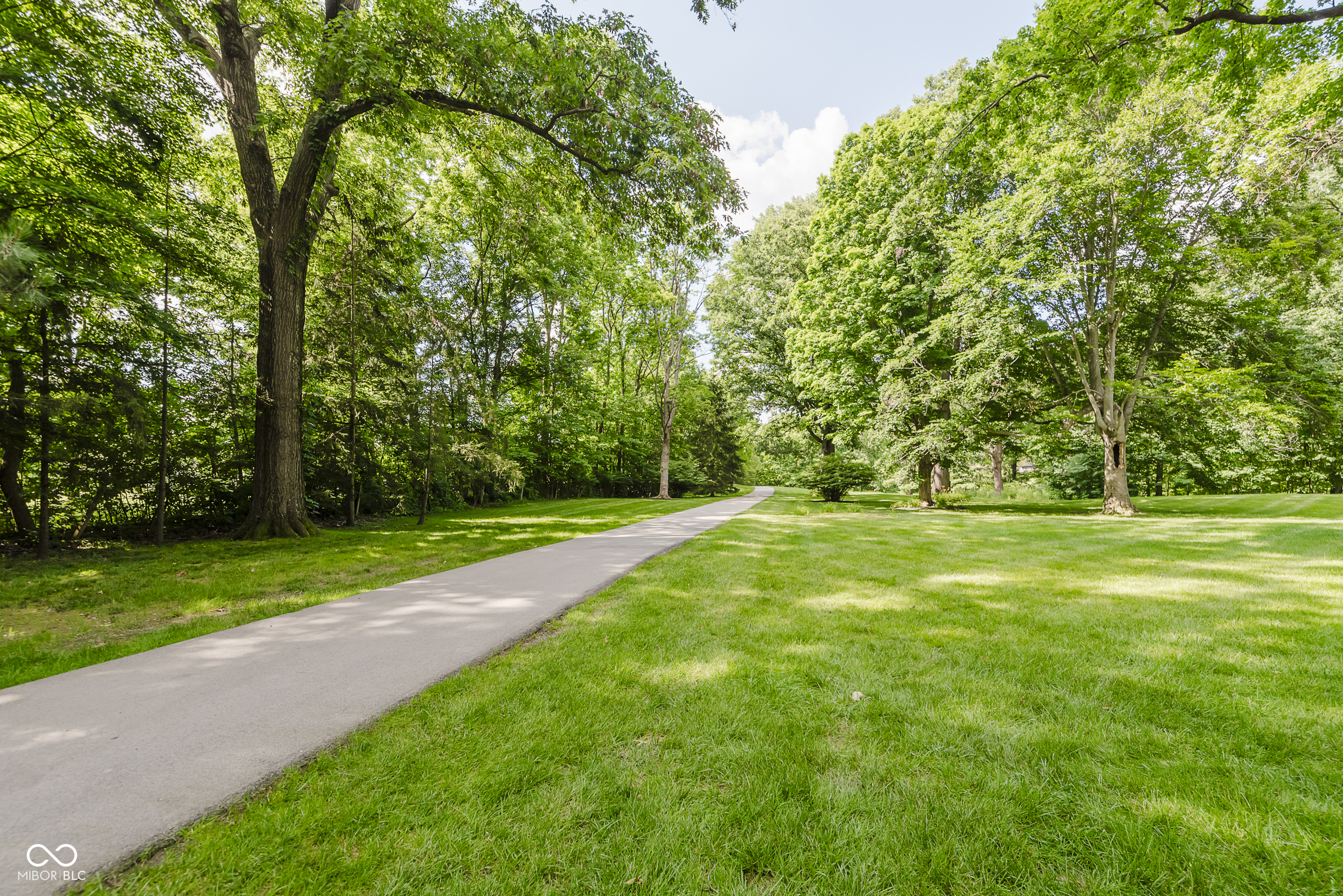 Property Photo:  1616 W 116th Street  IN 46032 