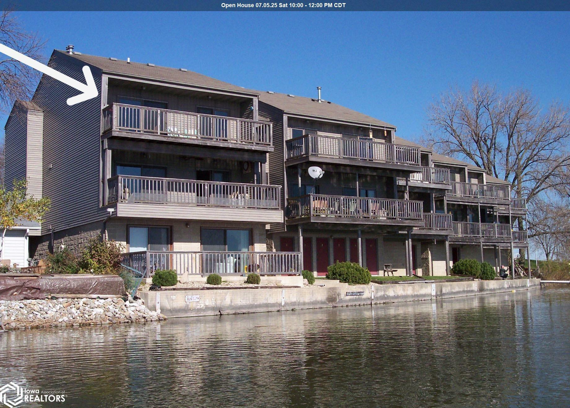 Property Photo: 414 E Lake St 3 IA 50482