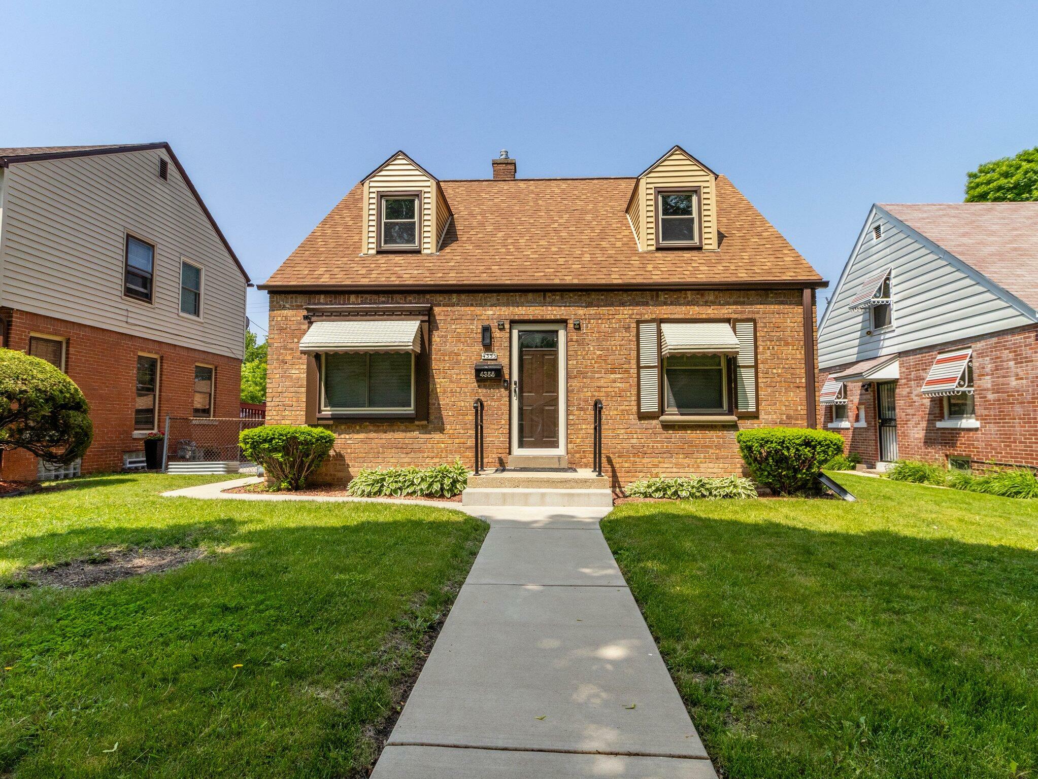 4355 N 42nd St  Milwaukee WI 53216 photo