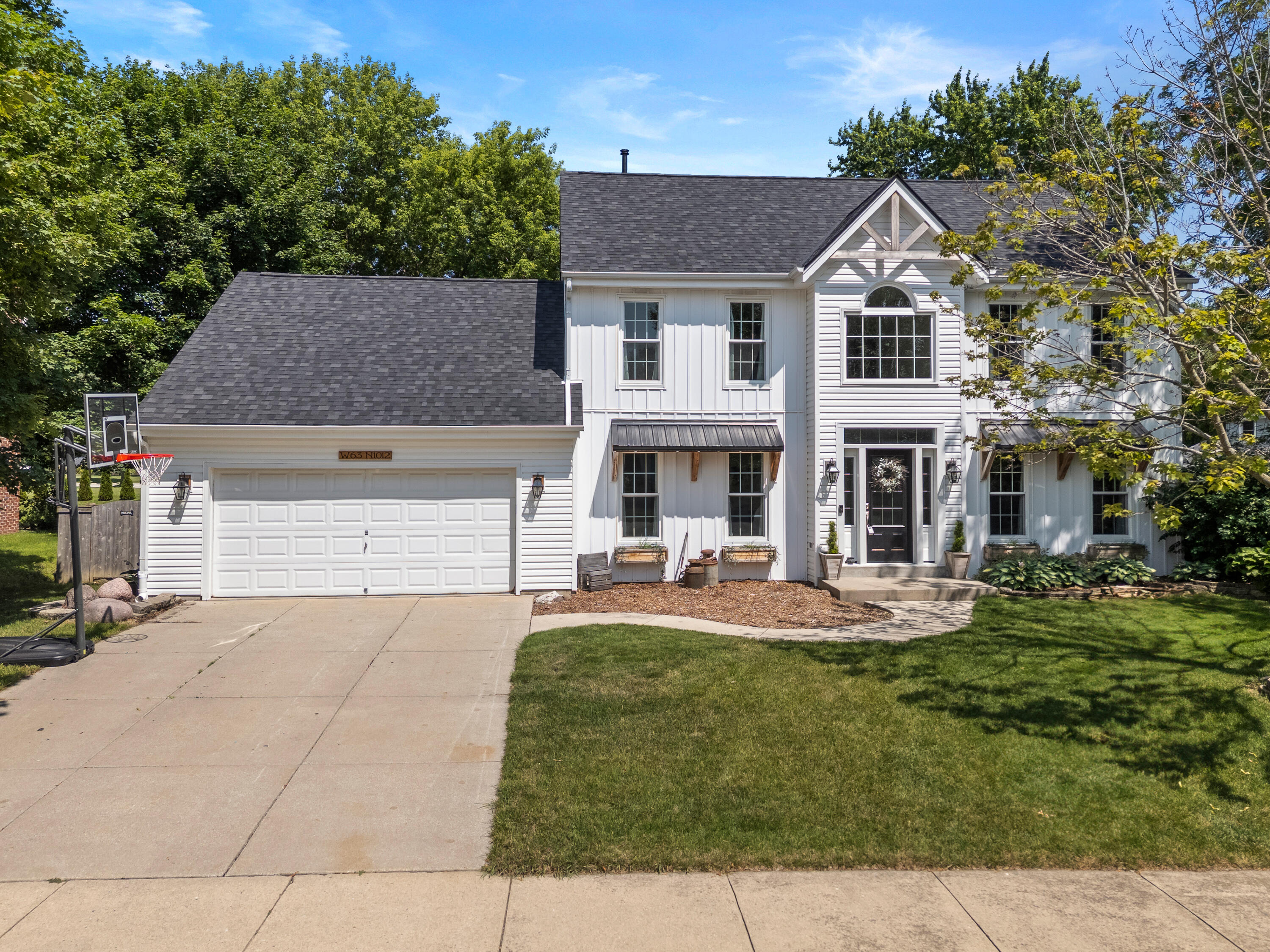 Property Photo: W63n1012 Holly Ln WI 53012
